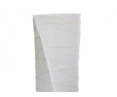 Lámpara de pie papel blanco patas metal – Ambiance Dulce salón – 105 cm