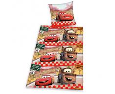 Herding 443001050 Disney Brave Cars ropa de cama, funda de almohada de 80 x 80 cm Funda nórdica 135 x 200 cm con, 100% algodón, diseño de
