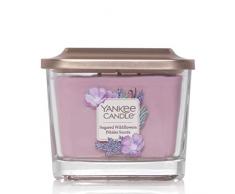 YANKEE CANDLE - Colección Elevation con Tapa de Plataforma, Vela Aromática Mediana Cuadrada de 3 Mechas, Flores Silvestres Azucaradas