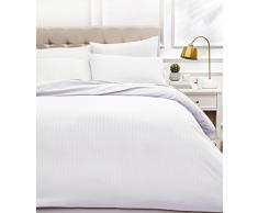 AmazonBasics - Juego de ropa de cama con funda nórdica de microfibra y 2 fundas de almohada - 230 x 220 cm, blanco brillante