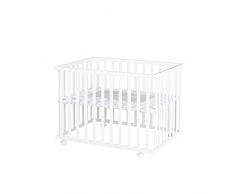 Parque de madera maciza lacada en blanco Roba, diseño Rock Star Baby, parque infantil de 75x100 cm, segura superficie de juegos con suelo y protector lateral acolchado, ruedas incluidas.