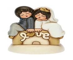 THUN, Bombonera de boda Top Cake Love con novios de cerámica decorada a mano, línea bombonera, 12 x 12 x 13,5 cm h