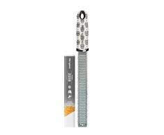 Microplane Zester - Rallador de cocina en calavera, para cítricos, parmesano, jengibre, chocolate y nuez moscada con fina hoja de acero inoxidable, fabricado en Estados Unidos