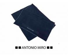 Toalla absorbente modelo Antonio Miró