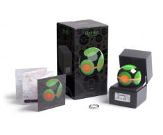 The Wand Company Dusk Ball - Réplica auténtica, electrónica, Hecha a presión con Bola y Vitrina con Licencia Oficial de Pokemon