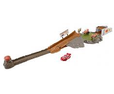 Cars Pista tractores chiflados, pista de coches de juguete (Mattel FLG70)