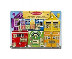 Melissa & Doug Tablero de Pestillos, Tablero Montessori Latches Board, Juguetes de desarollo, Juguete de madera, Habilidades motoras, 3+ Años, Regalo adecuado para niñas y niños