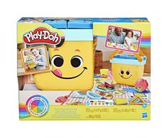 Play-Doh Primeras Creaciones para el Pícnic Juguete Preescolar con Plastilina, 12 Herramientas y 6 Botes