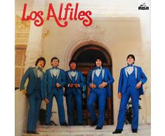 Una Calle, un Banco y una Plaza