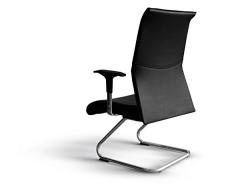 PIQUERAS Y CRESPO Modelo Hellín - Silla de oficina ergonómica confidente/espera - Patín cromado - Asiento y respaldo tapizados en similpiel color negro