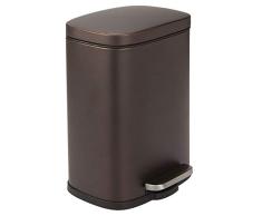 mDesign Cubo de basura con pedal – Contenedor de residuos de 5 l de acero con pedal, tapa y cubo de plástico – Pequeña papelera de baño, cocina, oficina, etc. – color bronce