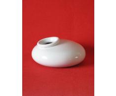 Centro de mesa de barro rojo hecho a torno alfarero con diseño disco y boca descentrica. Esmaltado en blanco ceramico y disponible en varios colores y un tamaño superior. Firmado y etiquetado por nuestro taller artesano. Medidas 10/22cm.