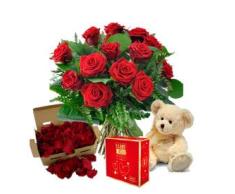 Florclick Ramo Rosas - Pétalos - Bombones - Peluche - Ramo de flores naturales en 24 horas y envío GRATIS