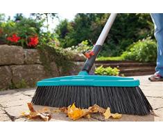Cepillo de exteriores combisystem de GARDENA: escoba estable para el jardín y los caminos alrededor de la casa, ancho de trabajo 45 cm, cerdas de polipropileno (3622-20)