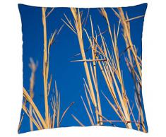 Hierbas contra el cielo Azul. Funda de almohada - (18