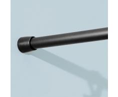iDesign Barra para cortinas de ducha, soporte para cortinas de baño de tamaño corto y de metal, barra telescópica extensible para instalar sin taladro, negro mate