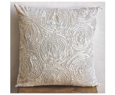 Ivory Swirls - Decorativa Funda de Cojin 66 x 66 cm, Square Marfil Seda Lentejuelas y Cuentas