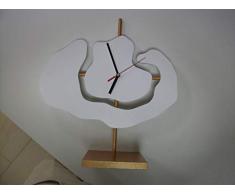 Reloj escultura de sobremesa,creación propia, hecho y pintado a mano