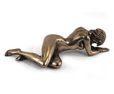 Figura Decorativa "Mujer Desnuda Tumbada" Resina Bronce. 5 x 22 x 8 cm.