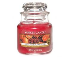 Yankee Candle 1053156 Vela pequeña aromática en Tarro la mandarinas con arándanos, Cristal, Rojo, 6.3x6x7.1 cm