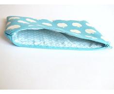 Estuche de loneta turquesa con manzanas blancas. Bolsa maquillaje turquesa.